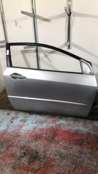 Porte avant droit