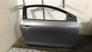 Porte avant droit