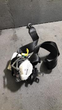 Ceinture avant droit
