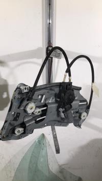 Moteur leve vitre avant droit