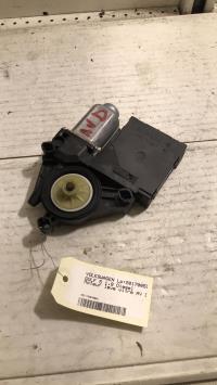 Moteur leve vitre avant droit