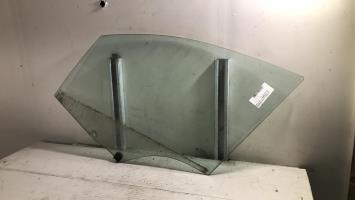 Vitre avant gauche