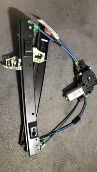 Leve vitre electrique avant gauche