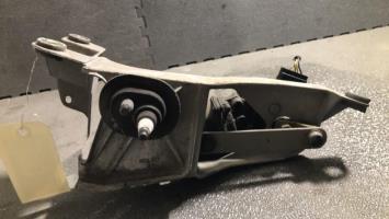 Moteur essuie glace avant