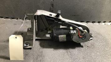 Moteur essuie glace avant