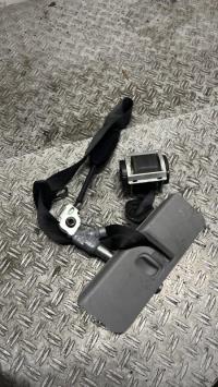 Ceinture avant gauche