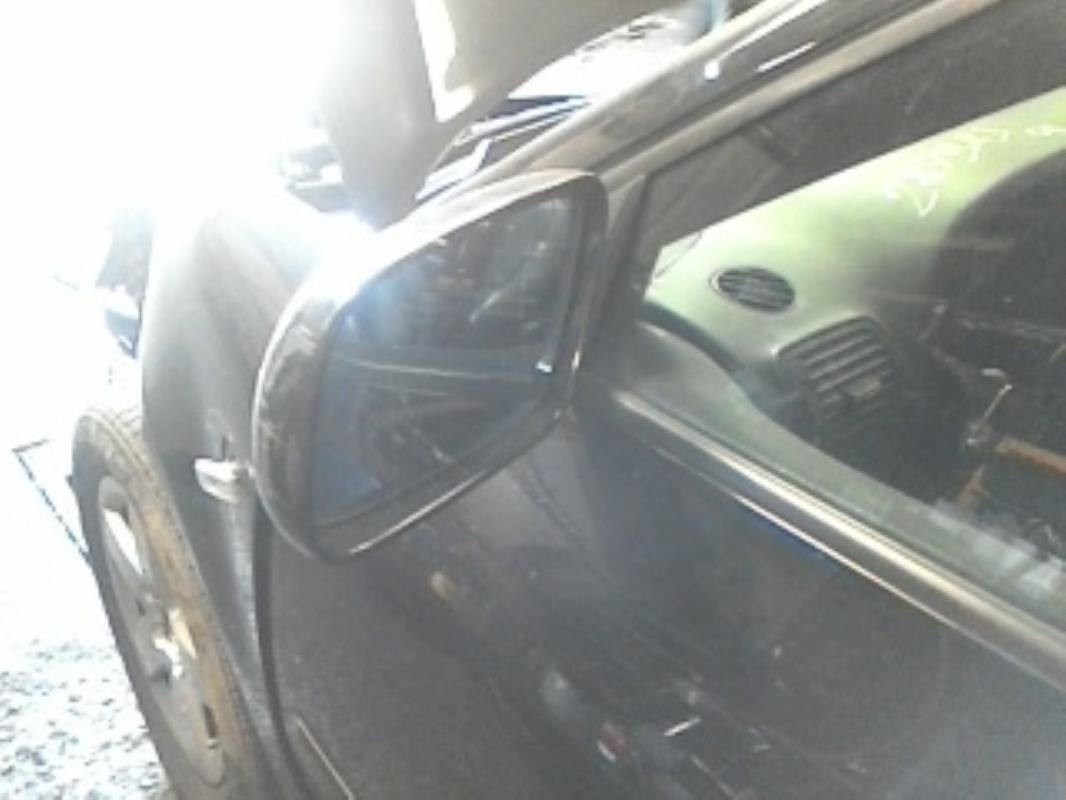 Retrovisor izquierdo