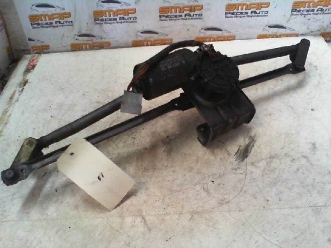 Moteur essuie glace avant