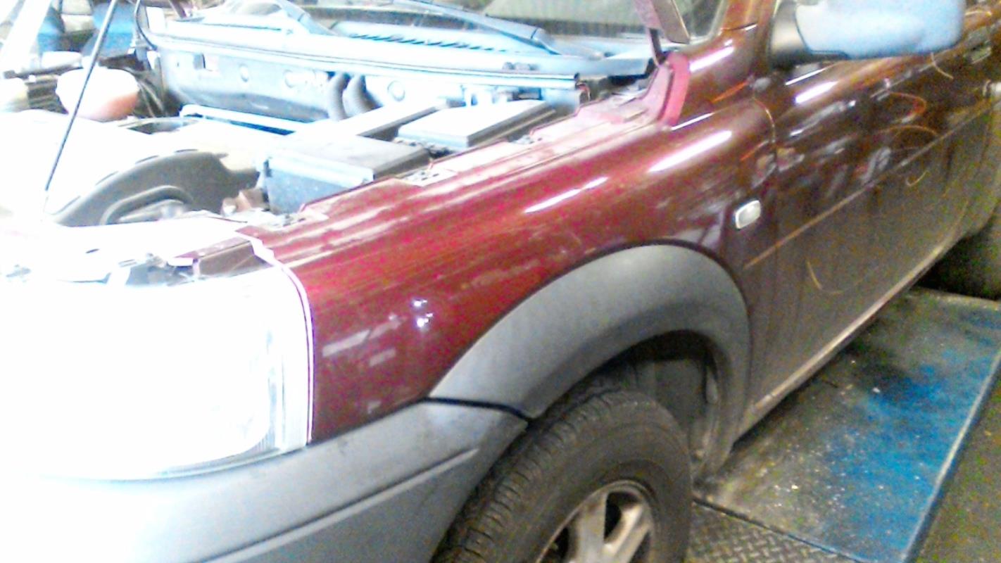Aile avant gauche