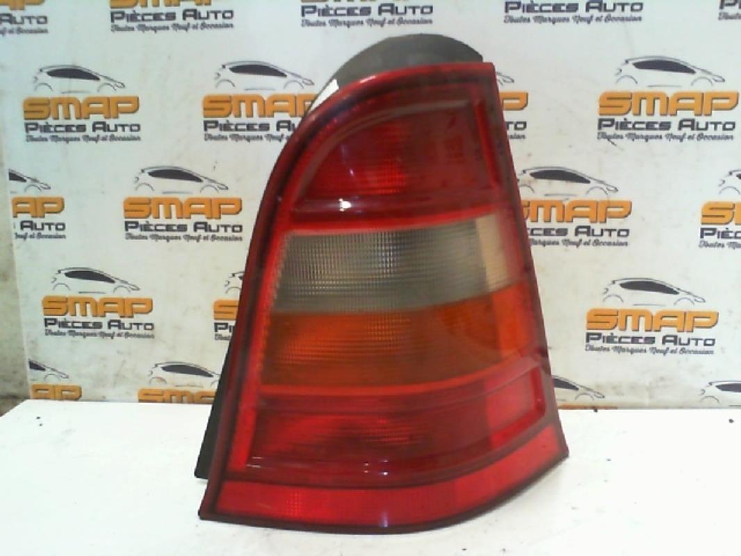 Fanale posteriore principale destro (luci)