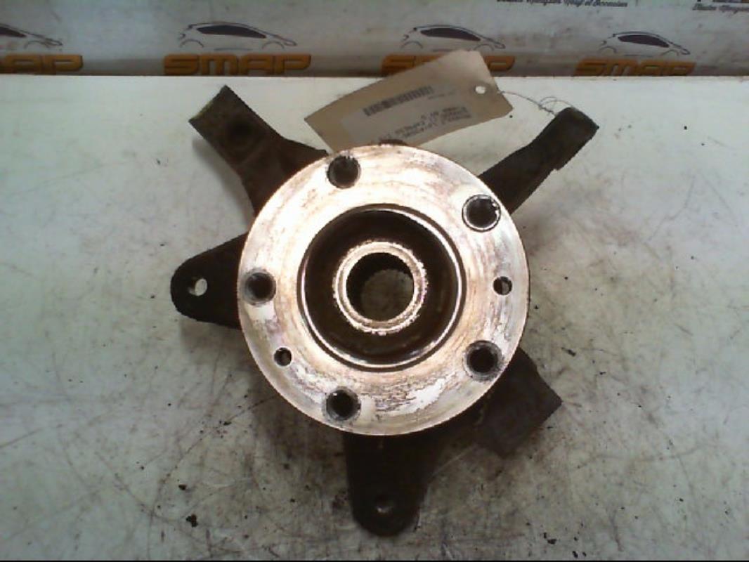Fusee avant gauche