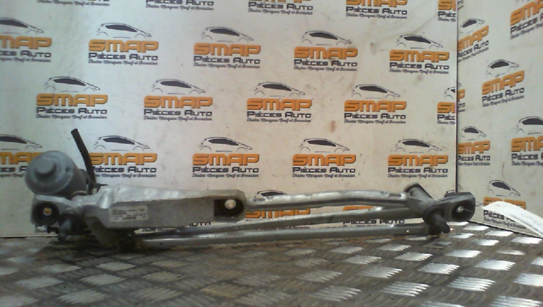 Moteur essuie glace avant