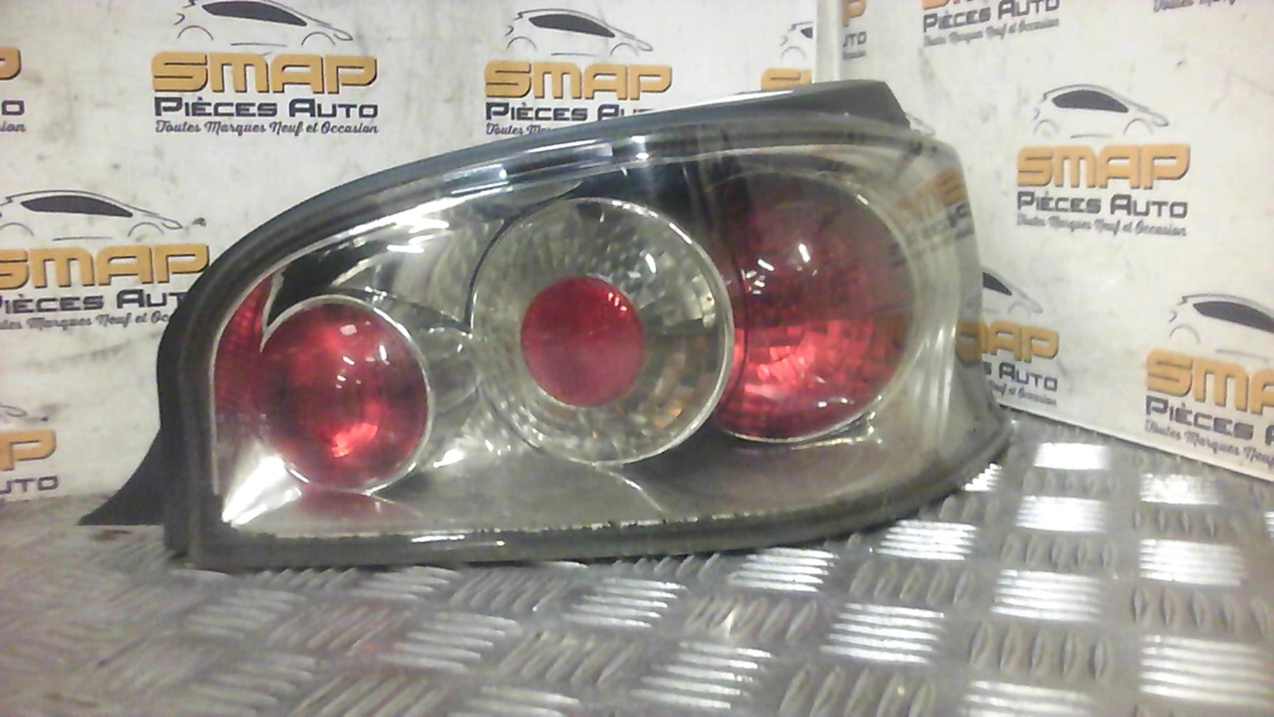 Luz trasera principal derecha (luces)