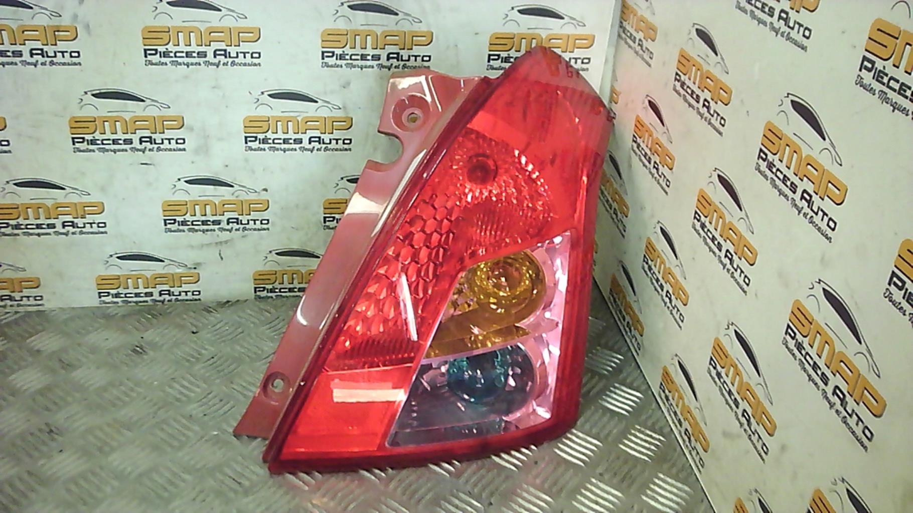 Fanale posteriore principale destro (luci)
