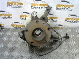 Fusee avant gauche