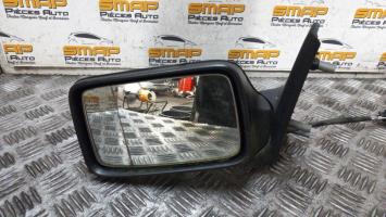 Specchietto retrovisore sinistro