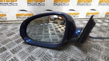 Specchietto retrovisore sinistro