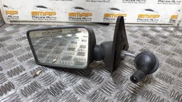Retrovisor izquierdo
