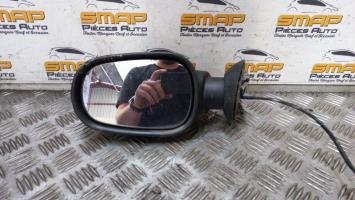 Retrovisor izquierdo