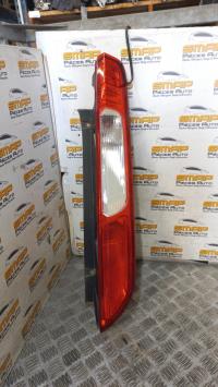 Fanale posteriore principale sinistro (luci)