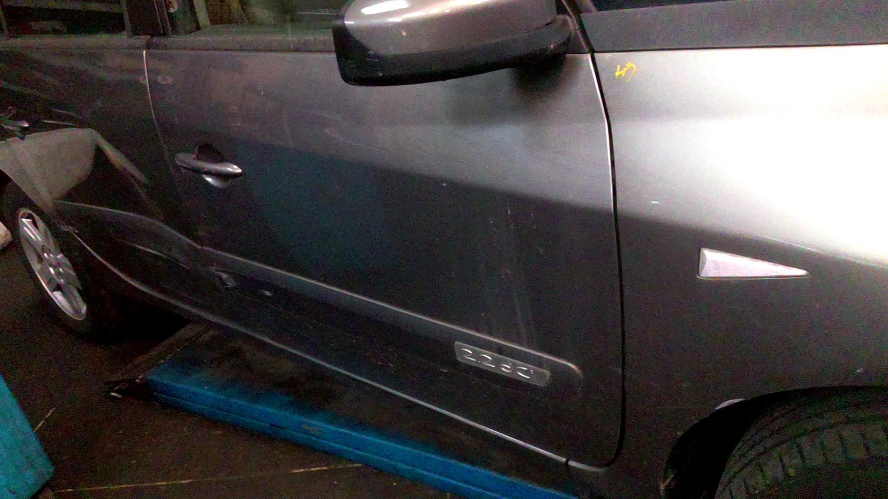Porte avant droit