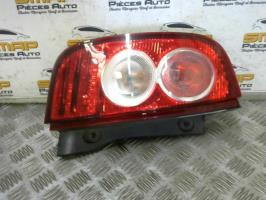 Fanale posteriore principale sinistro (luci)
