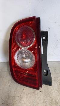 Fanale posteriore principale sinistro (luci)