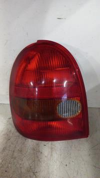 Fanale posteriore principale sinistro (luci)