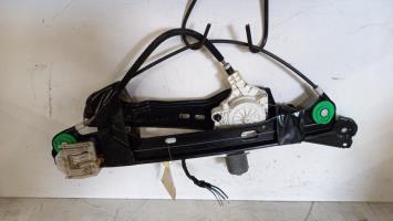 Elevalunas eléctrico delantero derecho