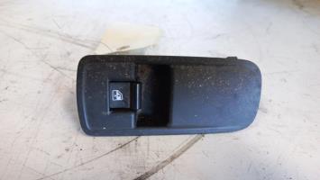 Interrupteur de leve vitre avant droit