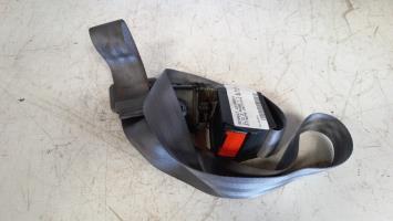 Attache ceinture arriere centrale