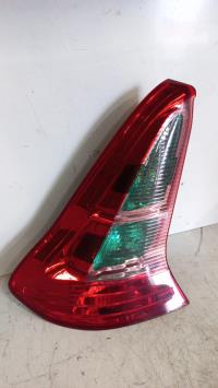 Fanale posteriore principale sinistro (luci)