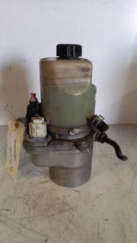 Pompa sterzo
