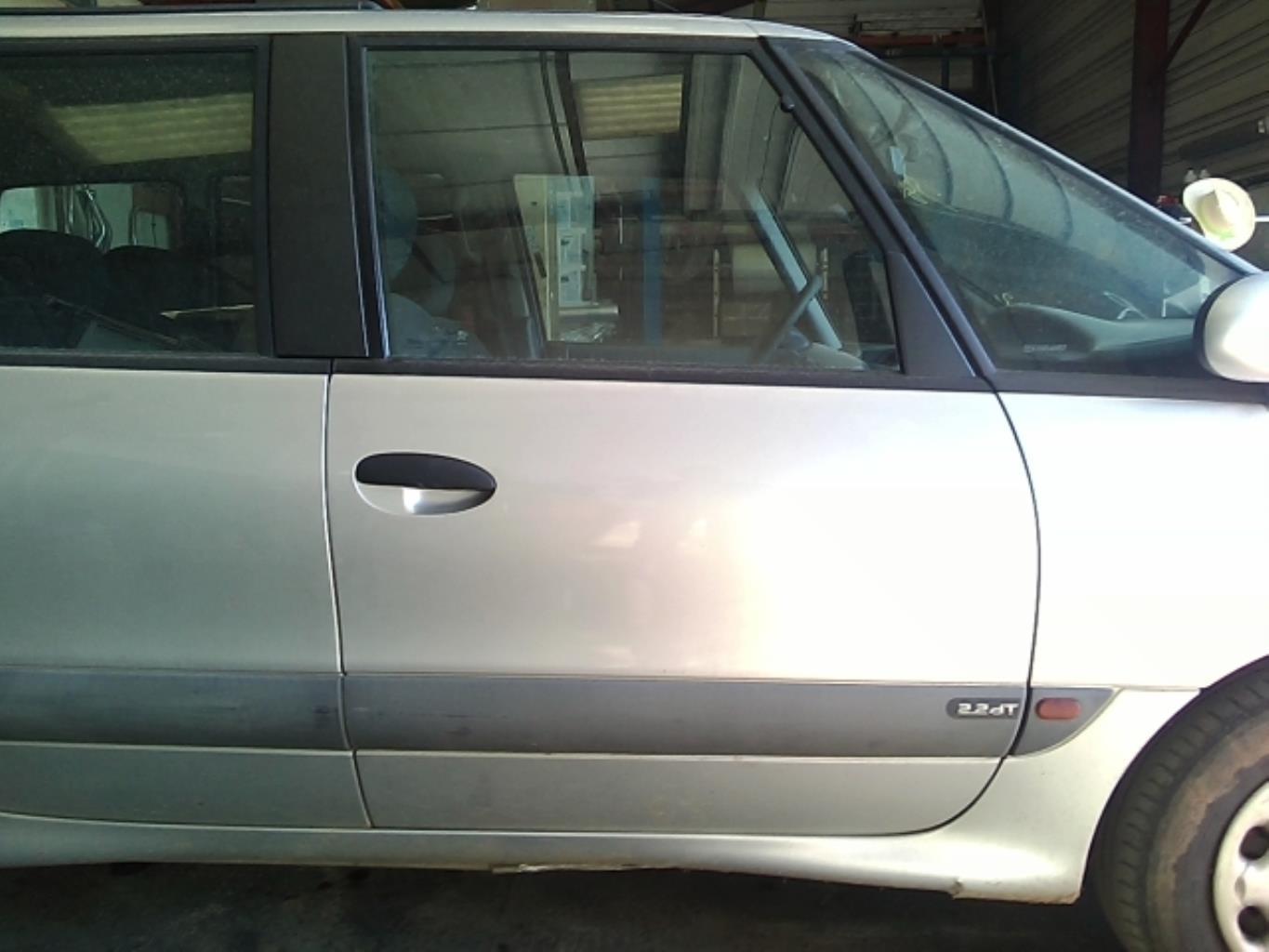 Porte avant droit