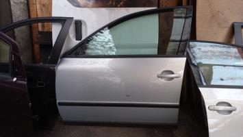 Porte avant gauche