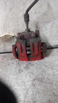 Estribo trasero derecho (freno)