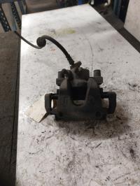 Etrier avant gauche (freinage)