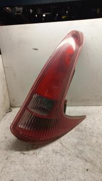 Fanale posteriore principale destro (luci)