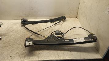 Leve vitre electrique avant droit