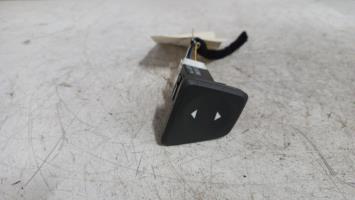 Interruttore lavacristalli anteriore sinistro