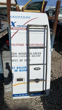 Porte de coffre droit
