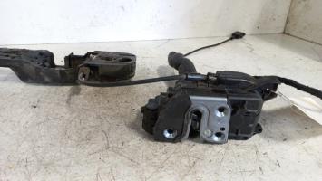 Cerradura delantera derecha