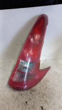 Fanale posteriore principale destro (luci)