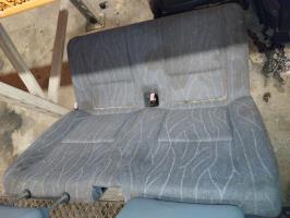 Siege avant droit (banquette double)