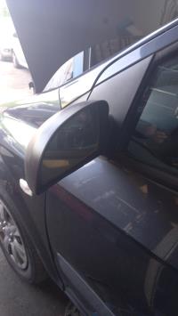 Retrovisor izquierdo