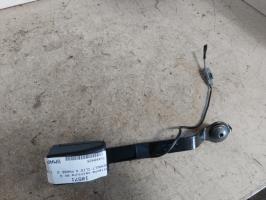 Attache ceinture avant gauche