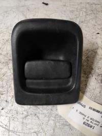 Poignee porte avant gauche