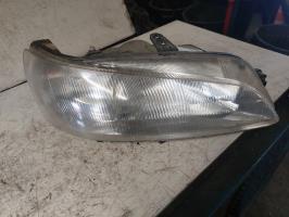 Gruppo ottico anteriore principale destro (luci)(faro)