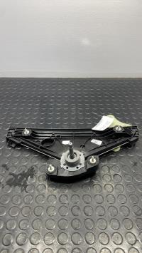 Moteur leve vitre arriere droit