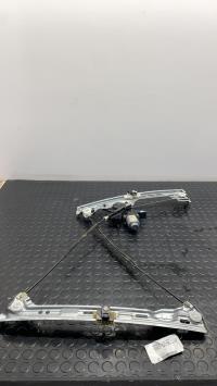 Moteur leve vitre avant droit